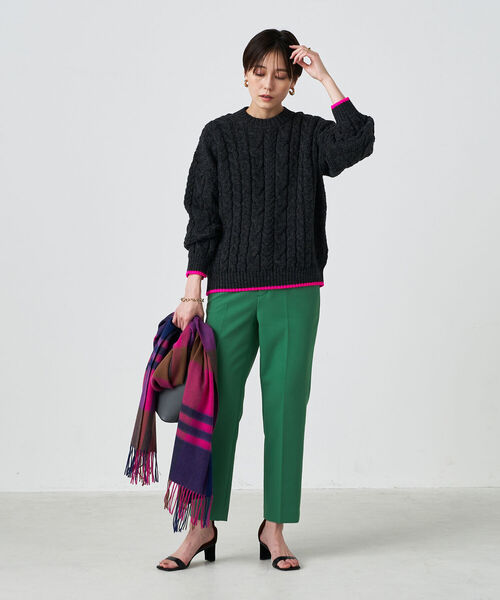 NOLLEY’S（ノーリーズ）の「◇【WEB限定カラーあり】【OLDDERBY KNITWEAR】別注アランケーブル配色プルオーバーニット（ニット/セーター・レディース・チャコールグレー/ライトブルー/ブラウン/オフホワイト・FREE）」の17枚目の写真