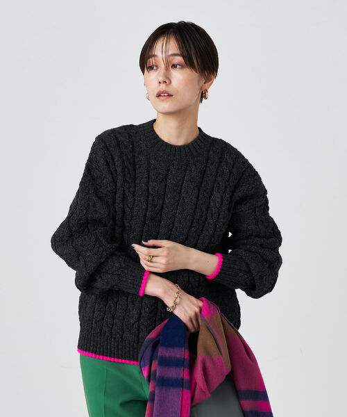 NOLLEY’S（ノーリーズ）の「◇【WEB限定カラーあり】【OLDDERBY KNITWEAR】別注アランケーブル配色プルオーバーニット（ニット/セーター・レディース・チャコールグレー/ライトブルー/ブラウン/オフホワイト・FREE）」の18枚目の写真