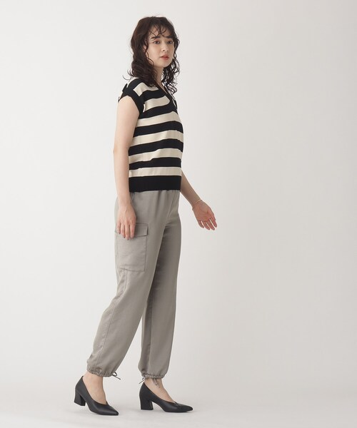 OPAQUE.CLIP（オペークドットクリップ）の「◆アシンメトリーデザインヒールパンプス（パンプス・レディース・ブラック/ベージュ・02/03）」の11枚目の写真