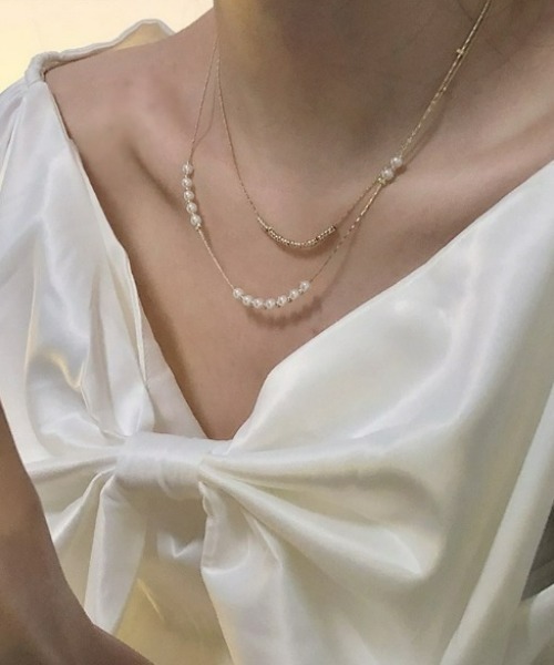LAC-VERT（ラック・ヴェール）の「ゴールドダブルパールネックレス（ネックレス・レディース・ゴールド・FREE）」の5枚目の写真