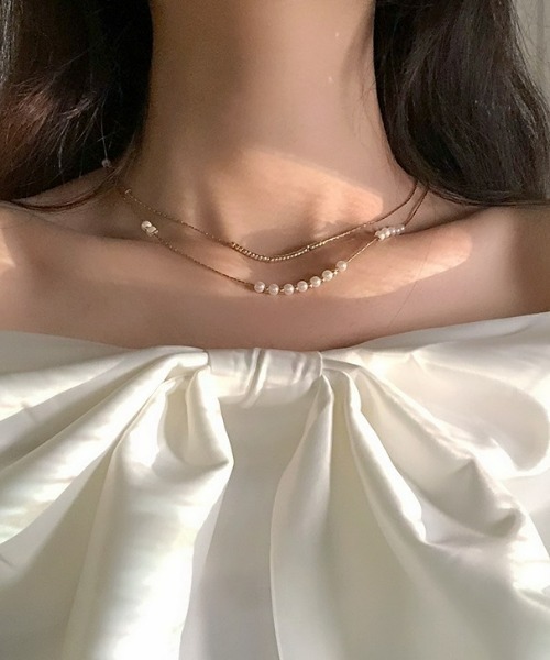 LAC-VERT（ラック・ヴェール）の「ゴールドダブルパールネックレス（ネックレス・レディース・ゴールド・FREE）」の3枚目の写真