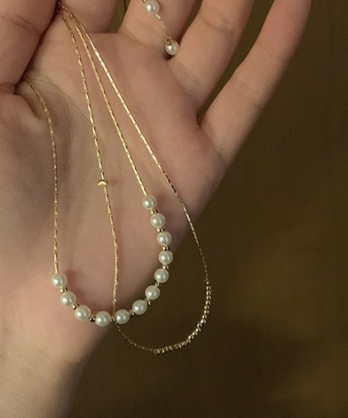 LAC-VERT（ラック・ヴェール）の「ゴールドダブルパールネックレス（ネックレス・レディース・ゴールド・FREE）」の9枚目の写真