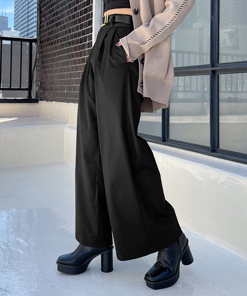 PAGEBOY(ページボーイ)の「交織ツイルワイドパンツ(その他パンツ・レディース・ブラック/モカ/グレイッシュベージュ・FREE)」の2枚目の写真