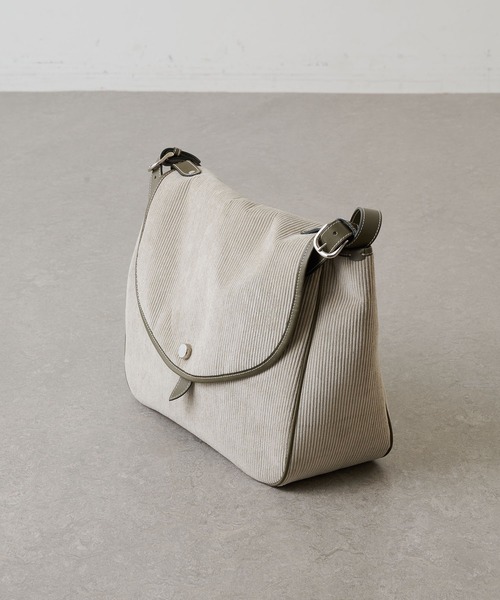 A VACATION アヴァケーション / KIKI ショルダーバッグ A VACATION (ア ヴァケーション)】KIKI ショルダーバッグ