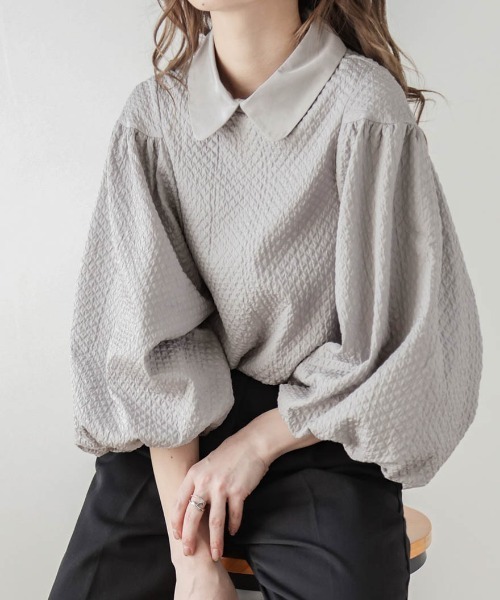 AMELY（エミリー）の「ボリュームスリーブトップス（シャツ/ブラウス・レディース・ブラック/ホワイト/グリーン/グレイッシュベージュ/グレー/イエロー/ピンク・フリー）」の16枚目の写真