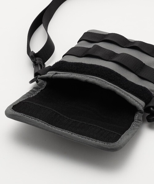 WILD THINGS(ワイルドシングス)の「WILD THINGS/ワイルドシングス Device Holder M/デバイスホルダーM(ショルダーバッグ・メンズ・ブラック/グレー・ONE SIZE)」の3枚目の写真