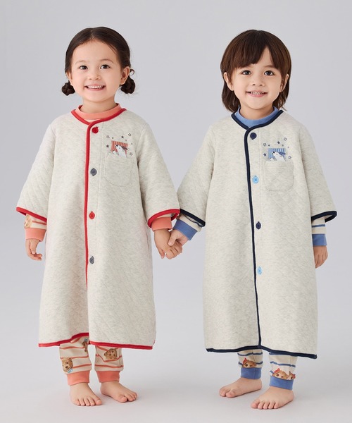 combimini(コンビミニ)の「ガウン兼用スリーパー(ねんねくま)(ベビーパジャマ/スリーパー・キッズ・レッド/ネイビー/ベージュ系・130/100/80/110/90/120)」の6枚目の写真