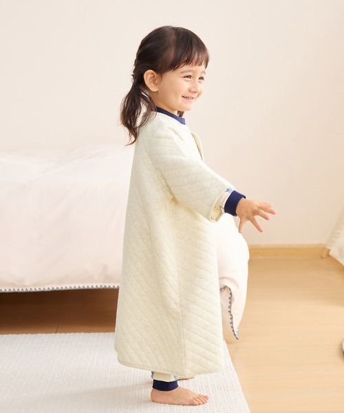 combimini(コンビミニ)の「ガウン兼用スリーパー(ねんねくま)(ベビーパジャマ/スリーパー・キッズ・レッド/ネイビー/ベージュ系・130/100/80/110/90/120)」の15枚目の写真