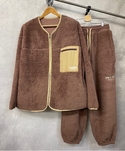 En serio TOKYO(エンソリオトーキョー)の「【セットアップ】シルキーボア ノーカラーブルゾン × ワイドジョガーパンツ(ブルゾン・メンズ・グリーン/ピンクベージュ/イエロー/オフホワイト/ブラック・XL/L/M/S)」の22枚目の写真