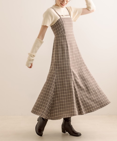 OLIVE des OLIVE（オリーブデオリーブ）の「Aimerianejoieキャミワンピース（ワンピース・レディース・サックスブルー/ブラック/オフホワイト/ピンク/ブラウン/ラベンダー/ミント・FREE）」の4枚目の写真