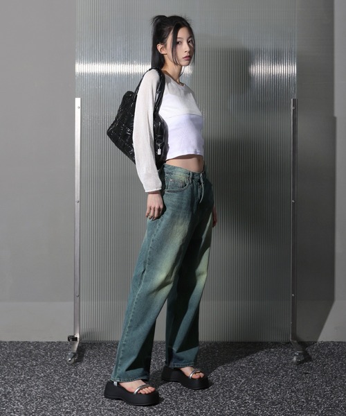 FOLLOWIN（フォロウィン）の「メタリックダウン2WAYバッグ（ショルダーバッグ・レディース・シルバー/ブラック/ゴールド・ONE SIZE）」の6枚目の写真