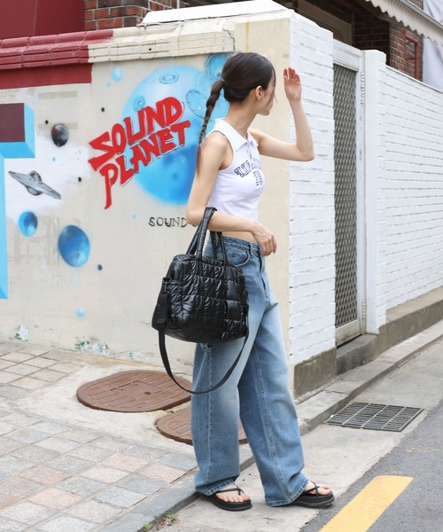 FOLLOWIN（フォロウィン）の「メタリックダウン2WAYバッグ（ショルダーバッグ・レディース・シルバー/ブラック/ゴールド・ONE SIZE）」の20枚目の写真