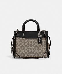COACH ローグ 20シグネチャーテキスタイルジャカード・ヴァーシティ パッチ 公式】COACH – コーチ | ローグ 20・シグネチャー テキスタイル
