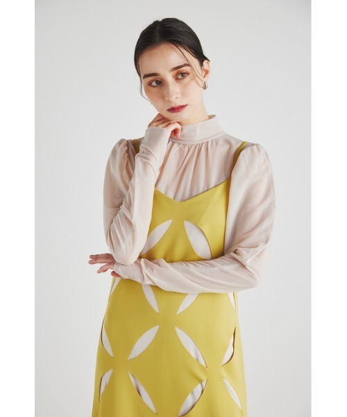 rienda（リエンダ）の「スランティングスリットキャミワンピース（ワンピース・レディース・イエロー/ダークグレー/ベージュ・FREE）」の6枚目の写真