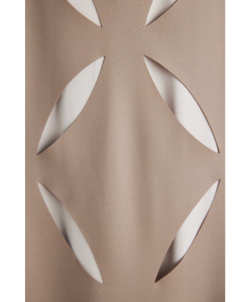 rienda（リエンダ）の「スランティングスリットキャミワンピース（ワンピース・レディース・イエロー/ダークグレー/ベージュ・FREE）」の21枚目の写真