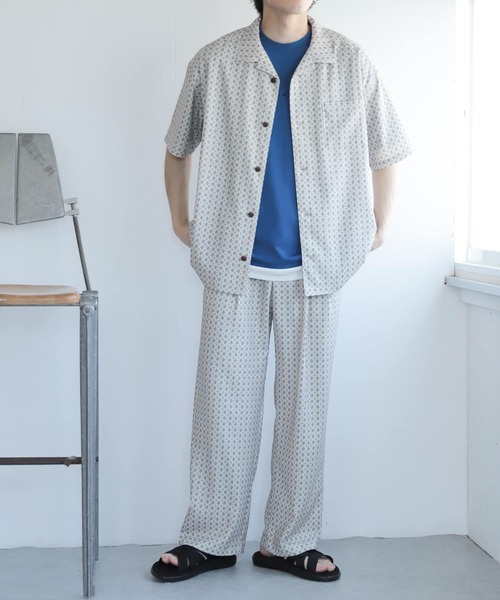 SENSE OF PLACE by URBAN RESEARCH（センスオブプレイスバイアーバンリサーチ）の「『セットアップ対応』『イージーケア』コモンガラダブルタックワイドスラックス（スラックス・メンズ・ブラック/ライトカーキ/ライトベージュ・SMALL/MEDIUM/LARGE）」の6枚目の写真