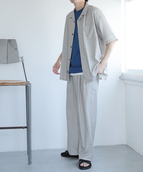 SENSE OF PLACE by URBAN RESEARCH（センスオブプレイスバイアーバンリサーチ）の「『セットアップ対応』『イージーケア』コモンガラダブルタックワイドスラックス（スラックス・メンズ・ブラック/ライトカーキ/ライトベージュ・SMALL/MEDIUM/LARGE）」の9枚目の写真