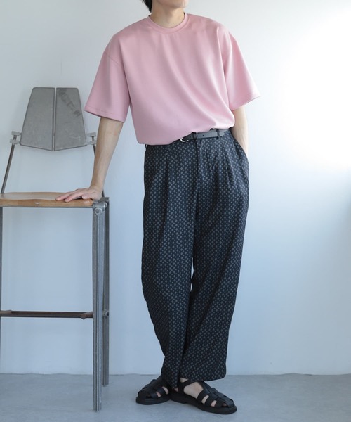 SENSE OF PLACE by URBAN RESEARCH（センスオブプレイスバイアーバンリサーチ）の「『セットアップ対応』『イージーケア』コモンガラダブルタックワイドスラックス（スラックス・メンズ・ブラック/ライトカーキ/ライトベージュ・SMALL/MEDIUM/LARGE）」の15枚目の写真