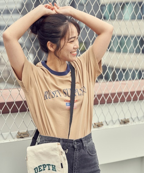 RUSTY(ラスティ)の「【RUSTY:ラスティー】レディースオーバーサイズTシャツ(Tシャツ/カットソー・レディース・ベージュ/ホワイト/ネイビー・LARGE/MEDIUM)」の21枚目の写真