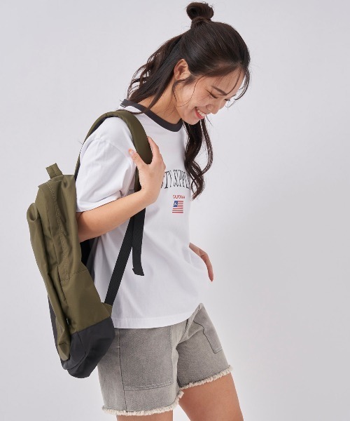 RUSTY(ラスティ)の「【RUSTY:ラスティー】レディースオーバーサイズTシャツ(Tシャツ/カットソー・レディース・ベージュ/ホワイト/ネイビー・LARGE/MEDIUM)」の7枚目の写真