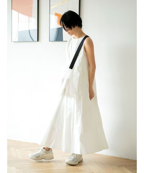 Ungrid（アングリッド）の「スクエアショルダーバッグ（ハンドバッグ・レディース・ブラック/オフホワイト/オレンジ・FREE）」の15枚目の写真