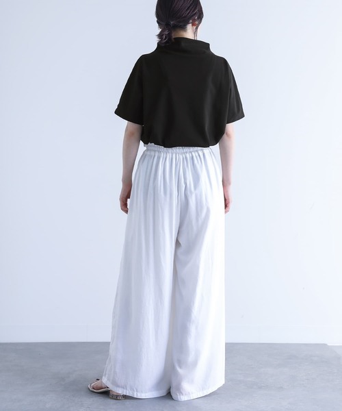 n'OrLABEL（ノアールレーベル）の「【機能素材】『ボトルネックTシャツ』（Tシャツ/カットソー・レディース・オフホワイト/ブラック/モカ・1/2）」の19枚目の写真