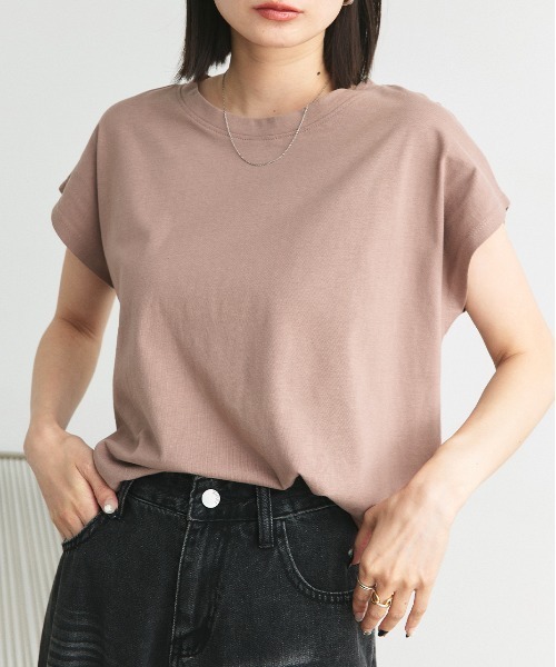 ad thie(アドティエ)の「フレンチスリーブ 半袖Tシャツ(Tシャツ/カットソー・レディース・ブルー/ダークブラウン/モカ/ピンク系その他4/スモーク/オフホワイト/ライトグリーン/ピンク/チャコール/ブラック/ベージュ/グリーン・FREE)」の6枚目の写真