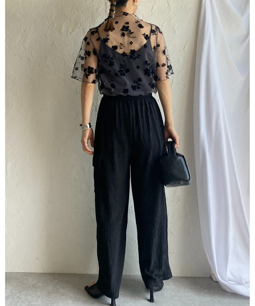 She's Closet(シーズクローゼット)の「花柄半袖メロウフリルハイネックシアーチュールトップス(Tシャツ/カットソー・レディース・ブラック/オフホワイト/モカ・FREE)」の11枚目の写真
