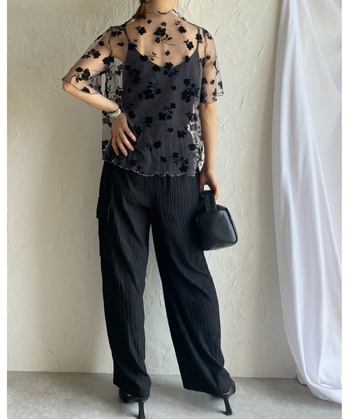 She's Closet(シーズクローゼット)の「花柄半袖メロウフリルハイネックシアーチュールトップス(Tシャツ/カットソー・レディース・ブラック/オフホワイト/モカ・FREE)」の17枚目の写真