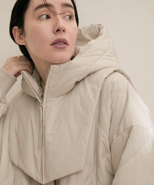 SALON adam et rope'（サロン アダム エ ロペ）の「【雑誌掲載・撥水機能付き】バラクラバセットキルティングブルゾン/テントコート（ブルゾン・レディース・ライトグレー/カーキ/ブラック・FREE）」の13枚目の写真