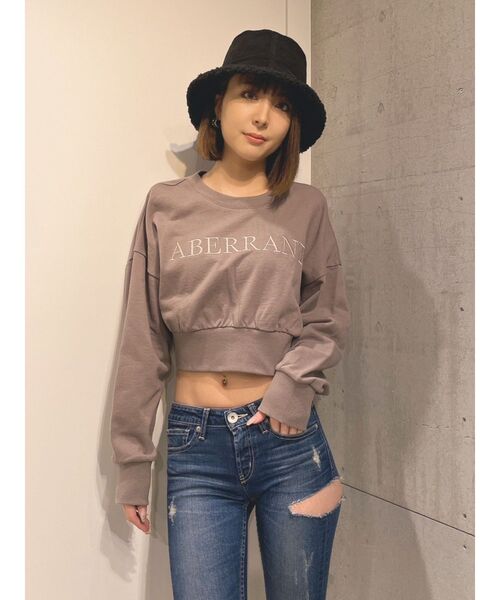 GYDA（ジェイダ）の「ABERRANTサムホールSHORTスウェットTOPS（スウェット・レディース・ライトブルー/ベージュ/アイボリー・FREE）」の3枚目の写真