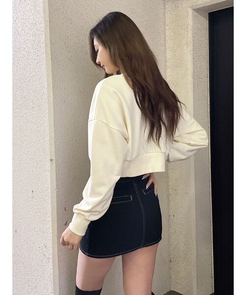 GYDA（ジェイダ）の「ABERRANTサムホールSHORTスウェットTOPS（スウェット・レディース・ライトブルー/ベージュ/アイボリー・FREE）」の14枚目の写真