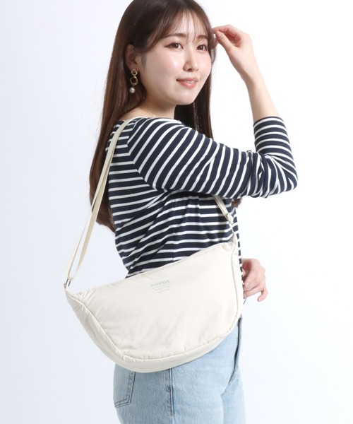 Salong hameu（サロン ハミュー）の「ハーフムーン半月ショルダーバッグ メンズ レディース ユニセックス（ショルダーバッグ・レディース・ブラック/オレンジ/アイボリー/カーキ/ネイビー・FREE）」の2枚目の写真
