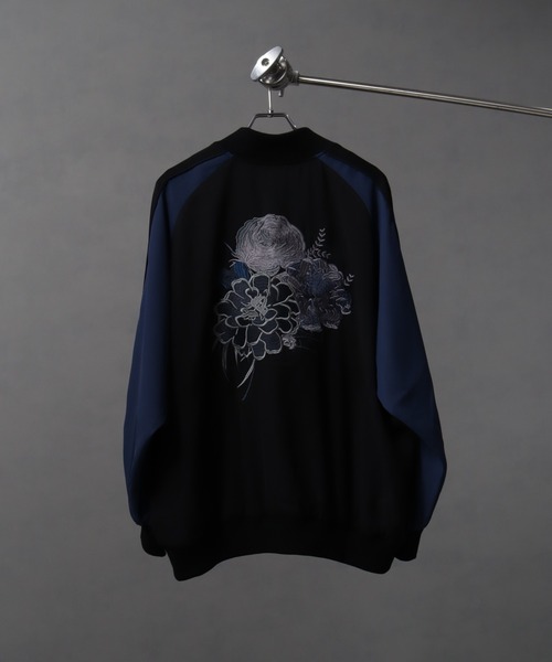 welise(ウェライズ)の「【welise/ウェライズ】エンブロイダリー"ハイドレンジア" 花柄刺繍オーバーサイズスカジャン(スカジャン・メンズ・ブラック×ホワイト/ブラック×レッド/ブラック×グレー/ブラック×ブラック/チャコールグレー×ブラック/ブラック×ブルー・L/M)」の21枚目の写真