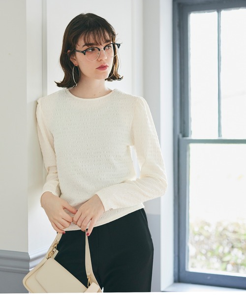 coca(coca)(コカ)の「ランダムシボパフスリーブトップス(シャツ/ブラウス・レディース・アイボリー/ブラック・S/M/L)」の1枚目の写真
