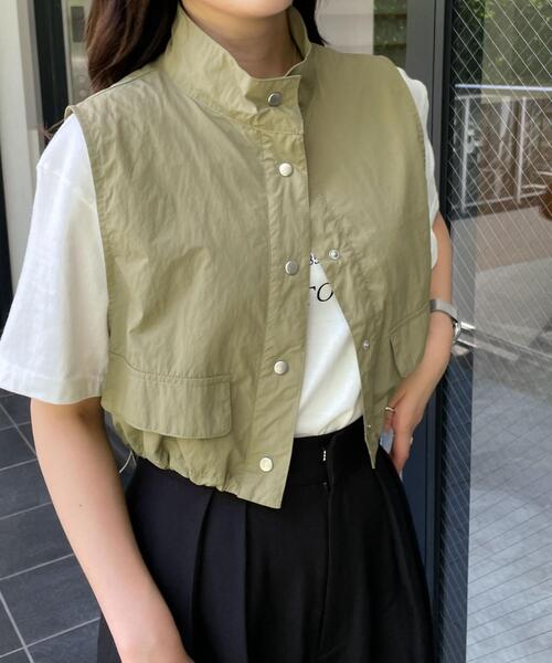 WEGO（ウィゴー）の「WEGO/ナイロンショートベスト（ベスト・レディース・ホワイト/ブラック/カーキ・FREE）」の7枚目の写真