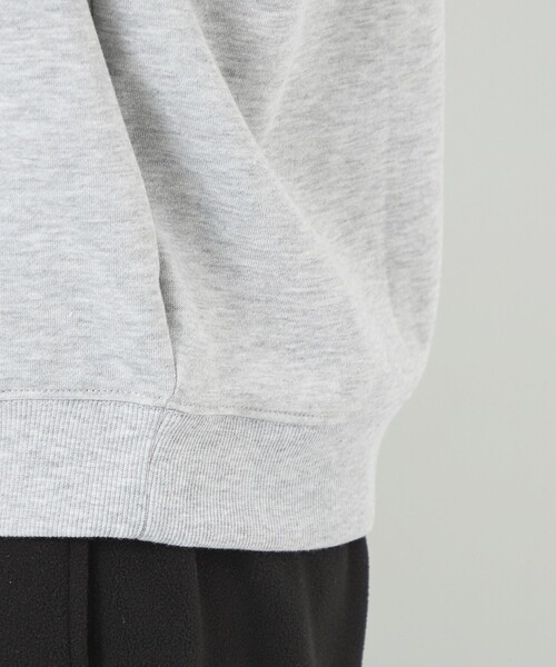 Disney(ディズニー)の「【WEBオリジナル】<GLR or>DISNEY100 ミッキーマウス / 長袖 スウェット(スウェット・メンズ・ブラック/グレー/ネイビー/オフホワイト・L/M/S/XL)」の12枚目の写真