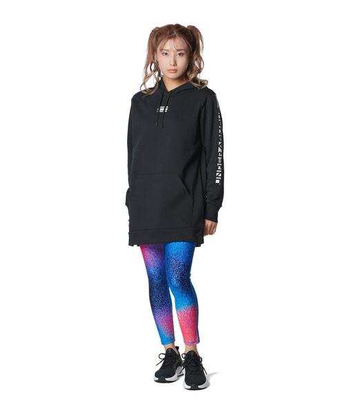 UNDER ARMOUR(アンダーアーマー)の「UAライバルフリース オーバーサイズド プルオーバー フーディー(トレーニング/レディース)(スウェット・レディース・ブラック・L/S/M/XL)」の7枚目の写真