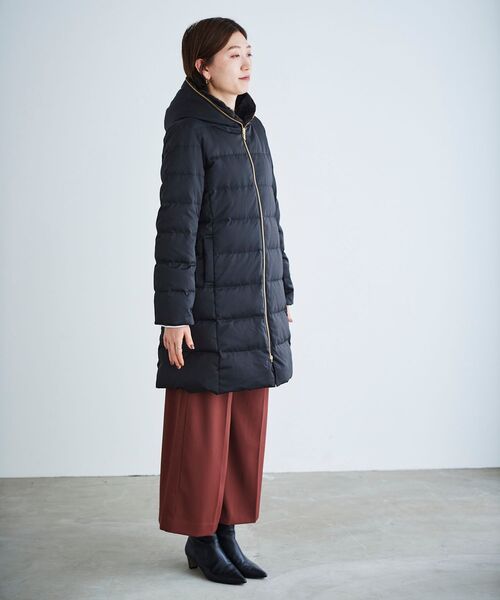 le.coeur blanc(ルクールブラン)の「ファーフードロングダウン(ダウンジャケット/コート・レディース・モカ/グレイッシュベージュ/ブラック・40/38/36)」の7枚目の写真