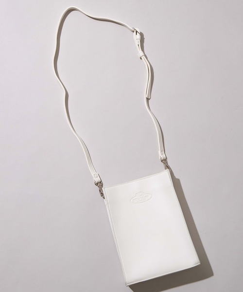 FRUIT OF THE LOOM(フルーツオブザルーム)の「∴WEGO/別注FTL PUショルダー(ショルダーバッグ・レディース・ホワイト/ブラック・FREE)」の1枚目の写真