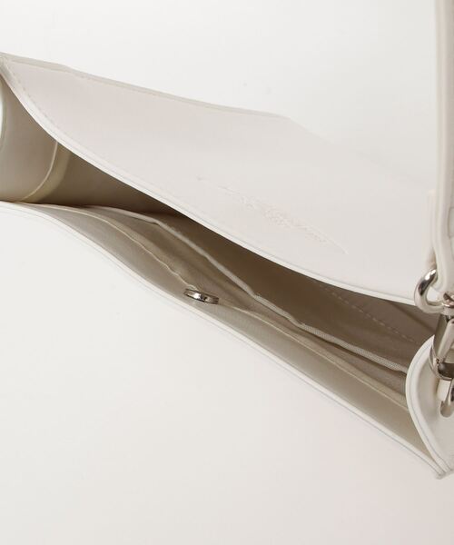 FRUIT OF THE LOOM(フルーツオブザルーム)の「∴WEGO/別注FTL PUショルダー(ショルダーバッグ・レディース・ホワイト/ブラック・FREE)」の4枚目の写真