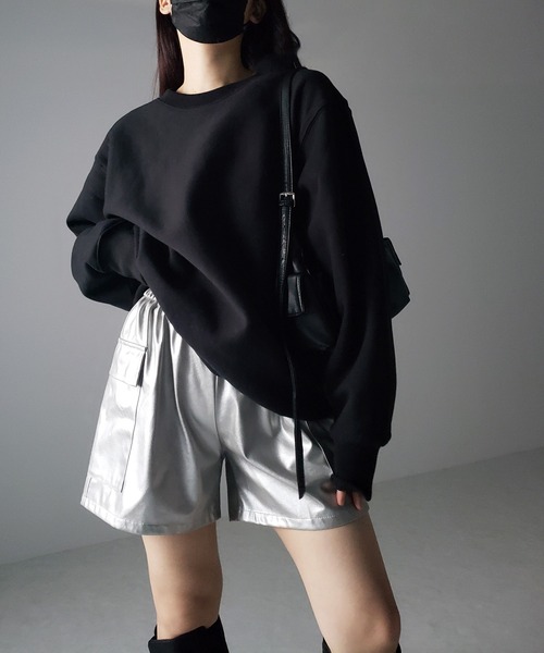 me+em select(ミームセレクト)の「※※【 2color / 3size 】ドローコードフェイクレザーカーゴショートパンツ(カーゴパンツ・レディース・シルバー/ブラック・MEDIUM/X-LARGE/LARGE)」の12枚目の写真