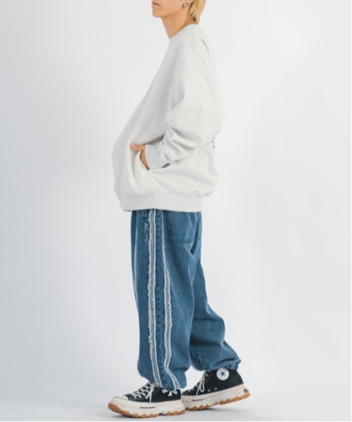 RE730（アールイーセブンサーティー）の「Flower embroidery wide sweatshirt フラワー刺繍ワイドトレーナー unisex（スウェット・メンズ・ホワイト/ワイン/ブラック/ブルー・M/L）」の10枚目の写真