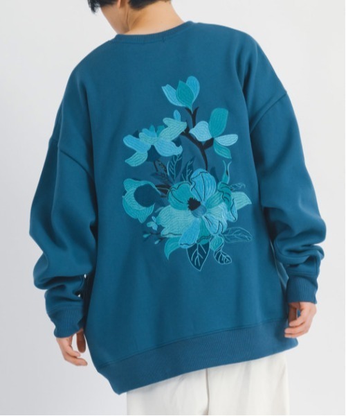 RE730（アールイーセブンサーティー）の「Flower embroidery wide sweatshirt フラワー刺繍ワイドトレーナー unisex（スウェット・メンズ・ホワイト/ワイン/ブラック/ブルー・M/L）」の21枚目の写真