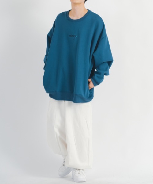 RE730（アールイーセブンサーティー）の「Flower embroidery wide sweatshirt フラワー刺繍ワイドトレーナー unisex（スウェット・メンズ・ホワイト/ワイン/ブラック/ブルー・M/L）」の22枚目の写真