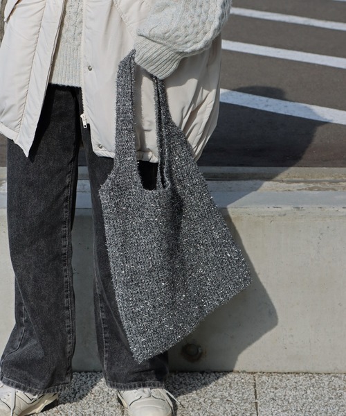 COURO（コウロ）の「ラメシャギートートバッグ（トートバッグ・レディース・ブラック/ゴールド/ブラック系その他/マルチ・FREE）」の2枚目の写真