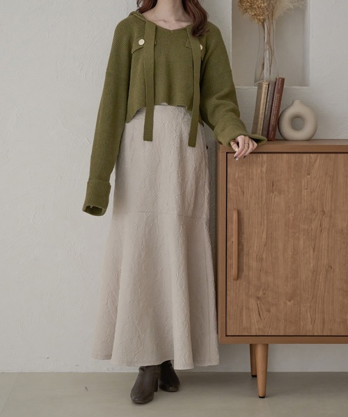 Ambre Neige(アンブルネージュ)の「クロップドフーディーニット/WEB/EC限定商品(ニット/セーター・レディース・グリーン/アイボリー・FREE)」の19枚目の写真