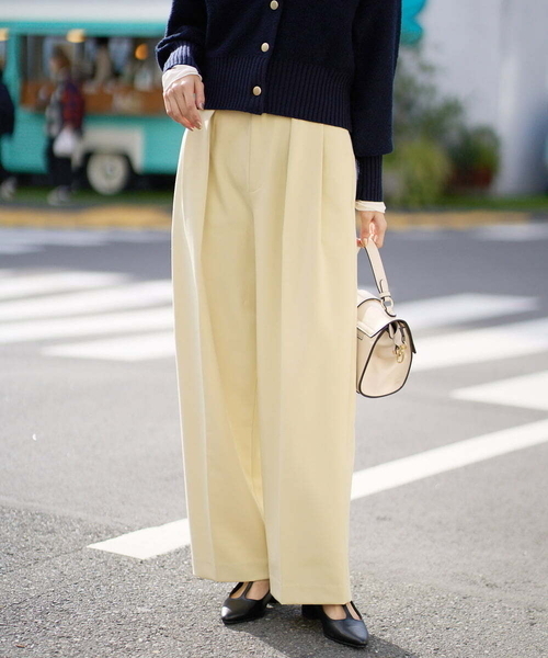 a.v.v(アーヴェヴェ)の「【イージーケア/ストレッチ】ボックスタックワイドパンツ(その他パンツ・レディース・ネイビー/クリーム/ベージュ・38/40/36/42/34)」の3枚目の写真