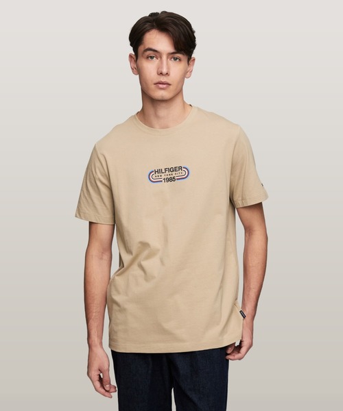 TOMMY HILFIGER（トミーヒルフィガー）の「【オンライン限定】【ユニセックス】トラックロゴTシャツ（Tシャツ/カットソー・メンズ・ブルー/グリーン/ブラック/ホワイト/ネイビー/ベージュ・MEDIUM/LARGE/X-LARGE/SMALL/X-SMALL）」の22枚目の写真