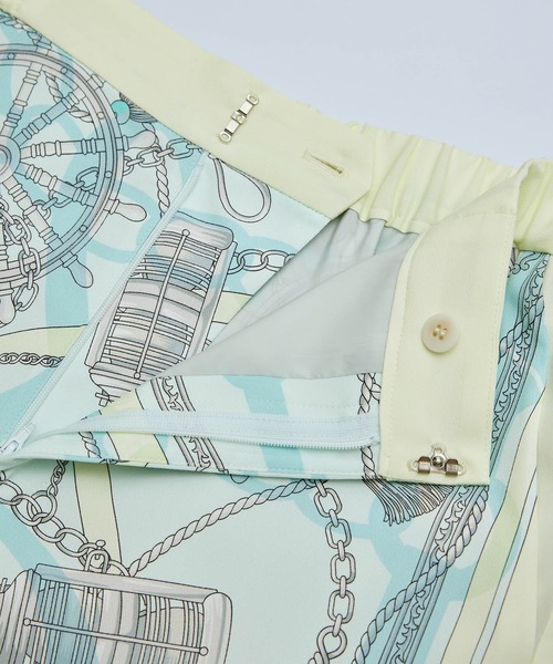 ROPE'（ロペ）の「ヴィンテージスカーフプリントワイドパンツ【セットアップ対応】（その他パンツ・レディース・イエロー/オフホワイト・FREE）」の10枚目の写真